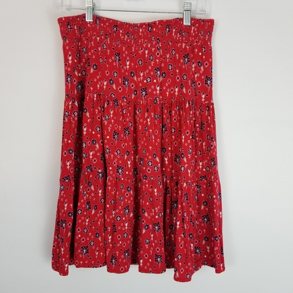 St. John's Bay Red Floral Skirt - Picture 2 of 7